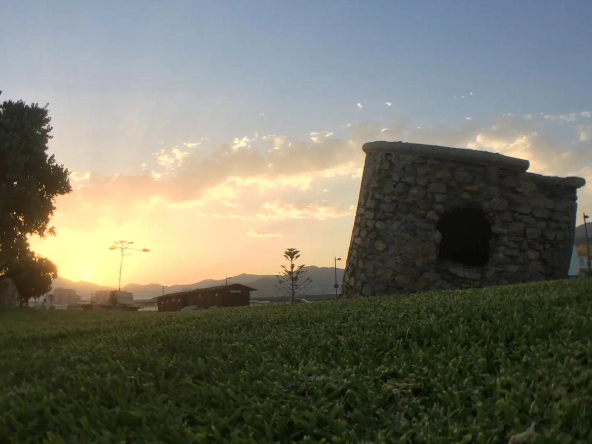 Apartamento Playa Calahonda El Farillo con terraza Exterior foto